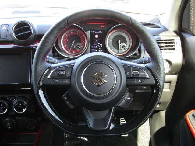Suzuki SWIFT 2022-07 17757-9