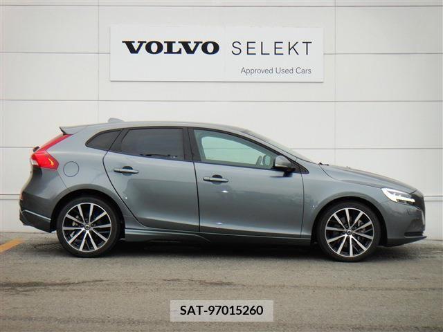 Volvo V40 2017-12 288642-2
