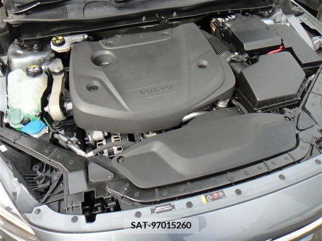 Volvo V40 2017-12 288642-19