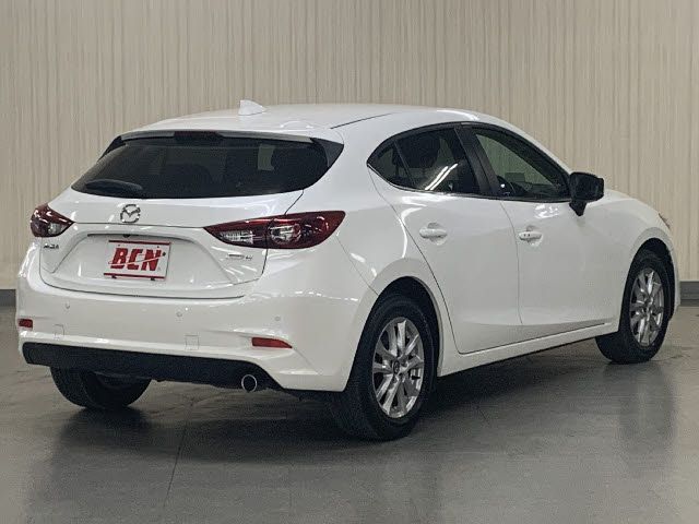 Mazda AXELA SPORT 2016-09 5100-2