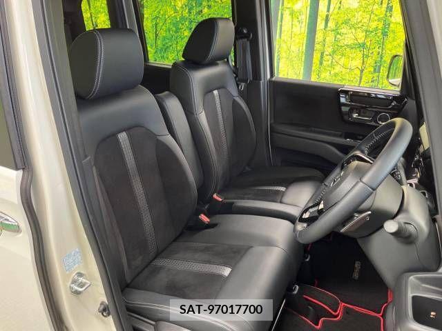 Honda N BOX CUSTOM 2022-01 307263-8