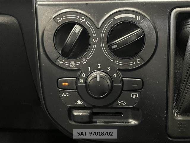 Suzuki ALTO 2018-02 325216-3
