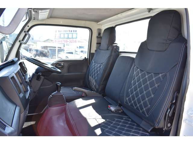 Isuzu ELF TRUCK 2011-06 24241-9