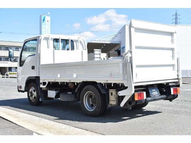 Isuzu ELF TRUCK 2011-06 24241-3