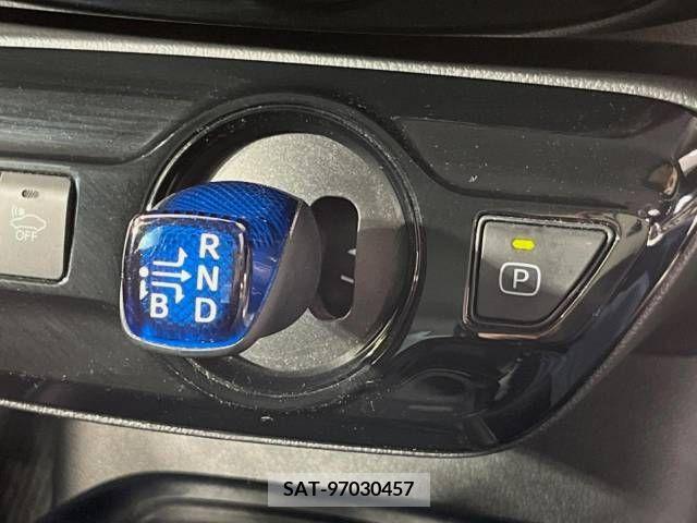 Toyota PRIUS 2020-01 219345-15