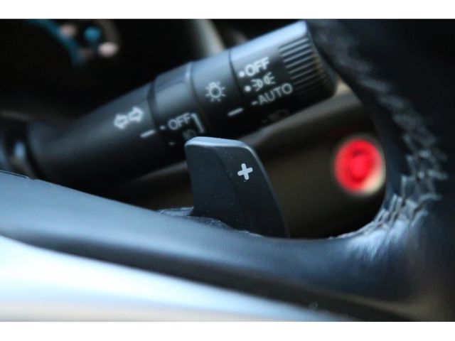 Honda CIVIC 2020-06 185979-12