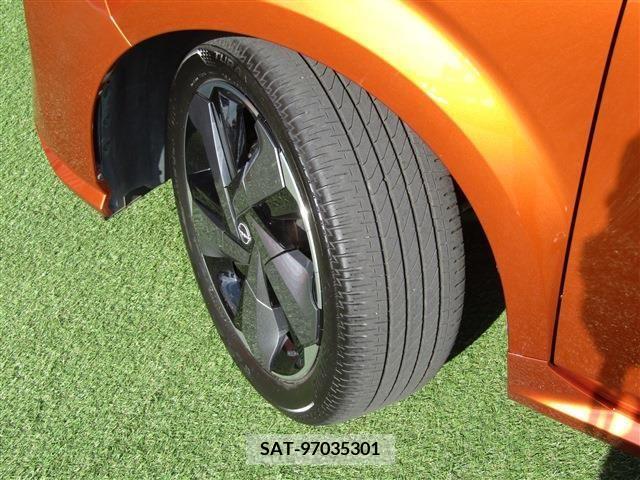 Nissan AURA 2021-06 343359-9