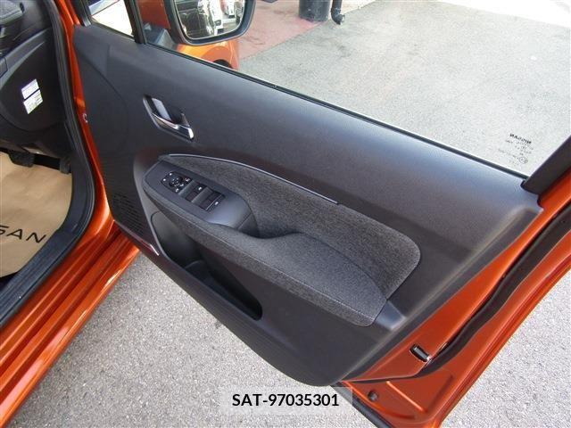 Nissan AURA 2021-06 343359-19