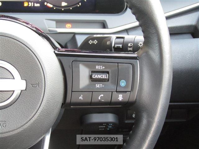 Nissan AURA 2021-06 343359-4