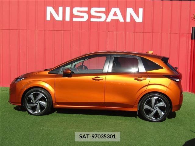 Nissan AURA 2021-06 343359-26