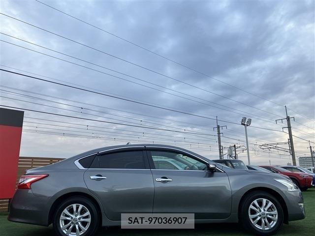 Nissan TEANA 2016-05 253854-13
