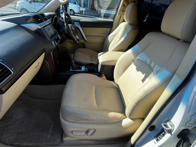 Toyota PRADO 2015-08 191010-5