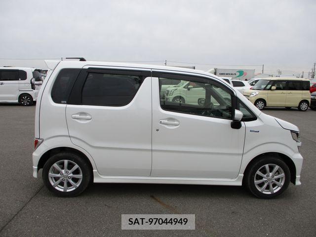 Suzuki WAGON R 2017-07 203894-7