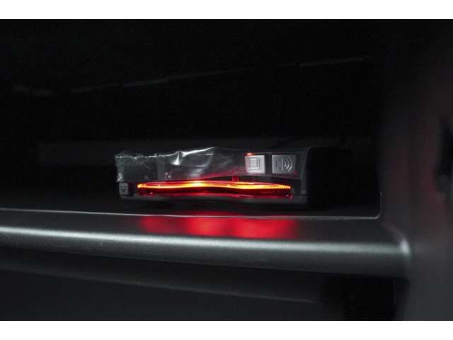 Mitsubishi OUTLANDER PHEV 2018-12 6234-17