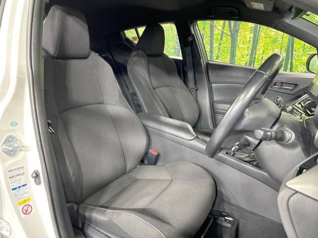 Toyota C-HR 2017-08 195823-8