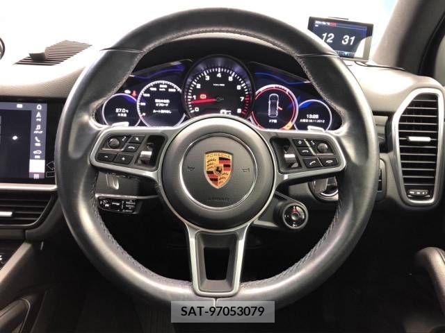 Porsche CAYENNE 2018-07 378845-10