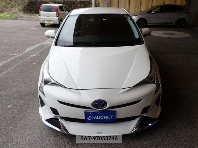 Toyota PRIUS 2016-10 282144-1