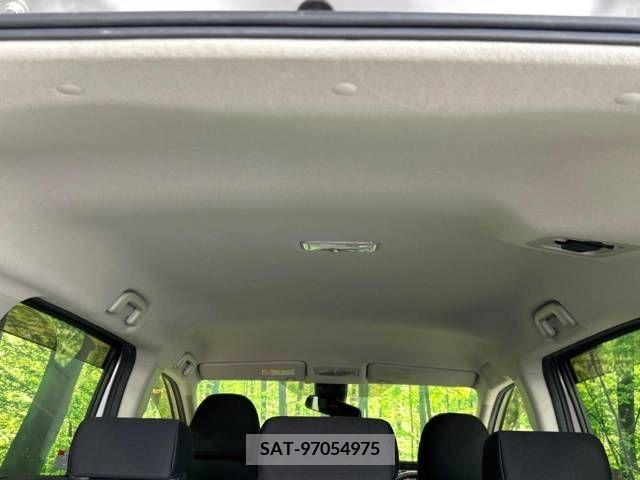 Toyota SIENTA 2017-06 298397-14
