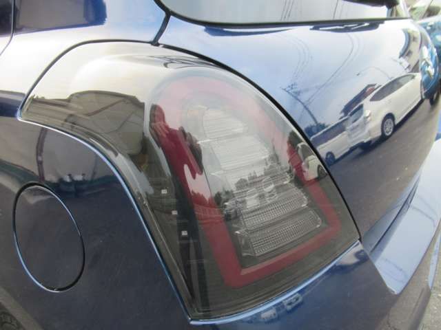 Suzuki SWIFT 2009-06 185294-9