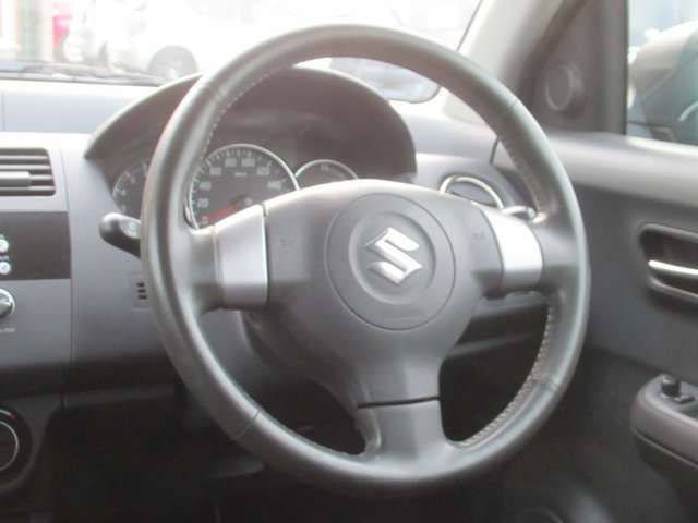 Suzuki SWIFT 2009-06 185294-12