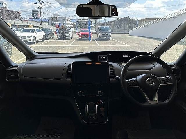 Nissan SERENA 2020-05 193045-1