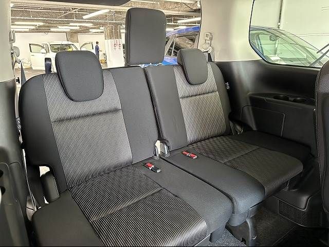 Nissan SERENA 2020-05 193045-6