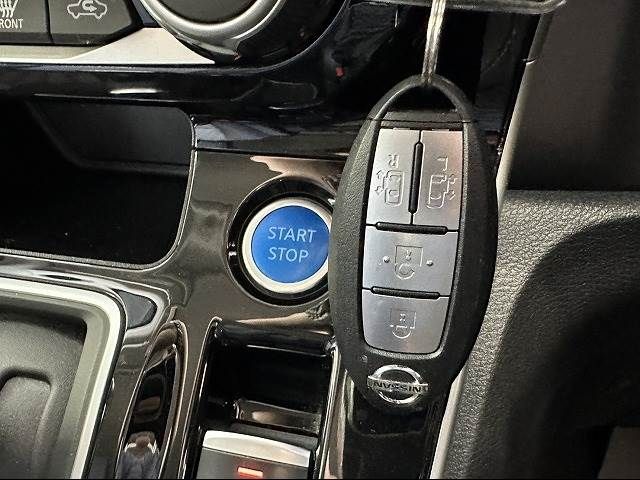 Nissan SERENA 2020-05 193045-10