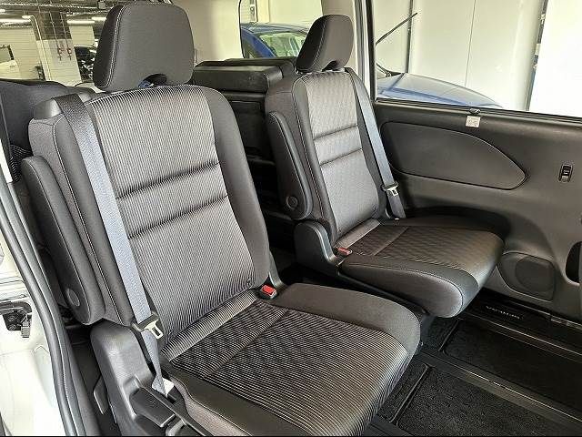 Nissan SERENA 2020-05 193045-5