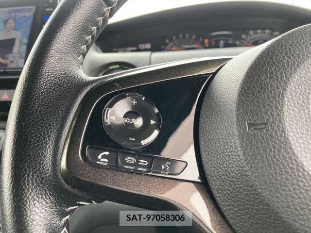 Honda N BOX CUSTOM 2017-08 279129-6