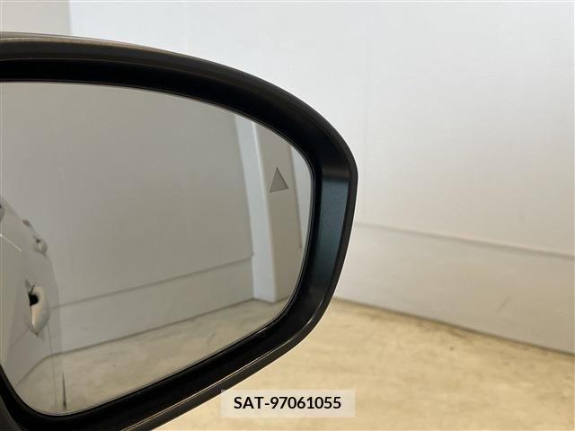 Nissan NOTE 2021-08 239007-17