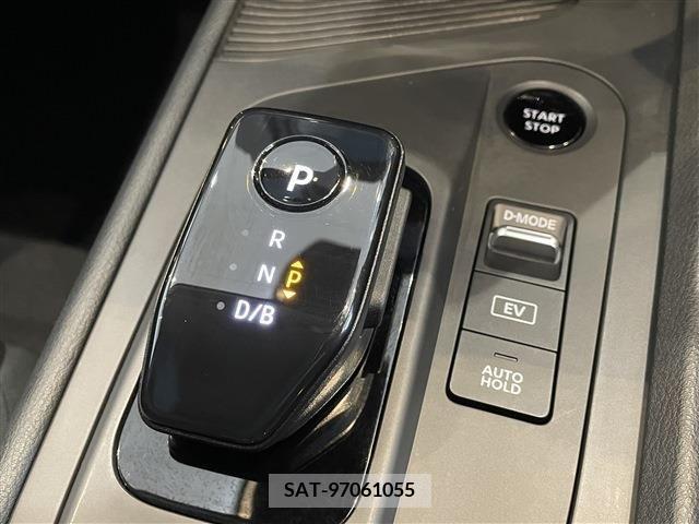 Nissan NOTE 2021-08 239007-22