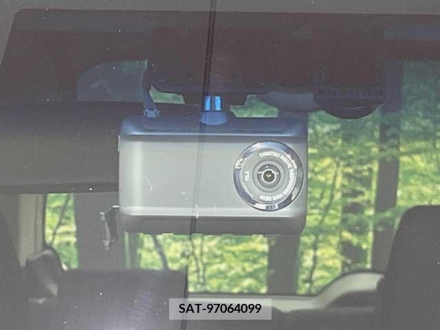 Honda N BOX CUSTOM 2015-12 364952-7