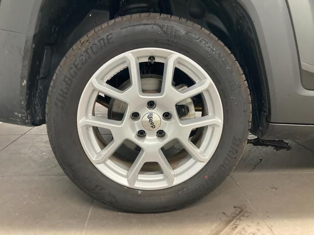 Jeep RENEGADE 2022-05 181499-9