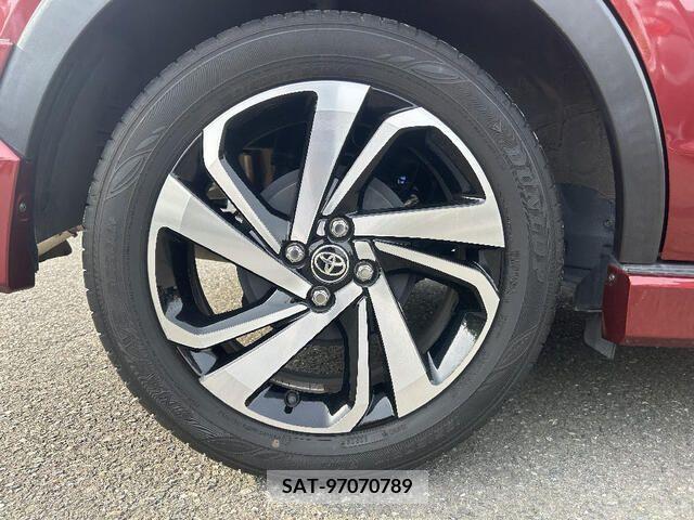Toyota RAIZE 2020-05 324404-17