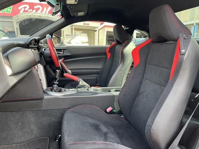 Toyota 86 2012-09 196390-21
