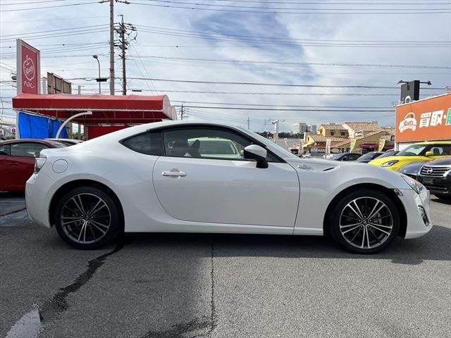 Toyota 86 2012-09 196390-3