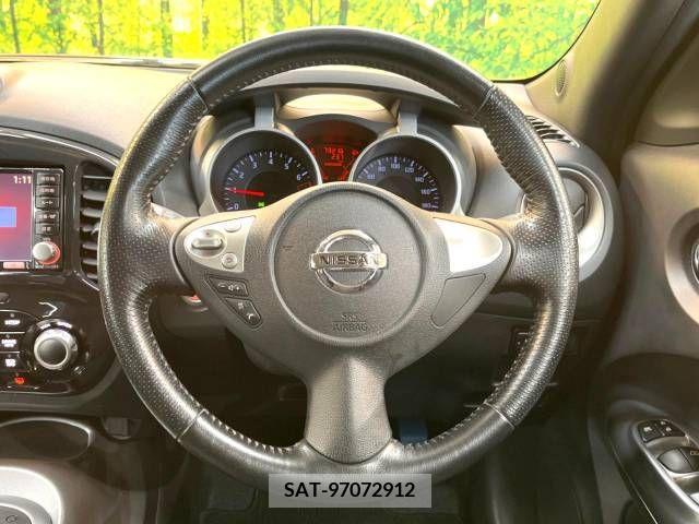 Nissan JUKE 2010-09 320483-11