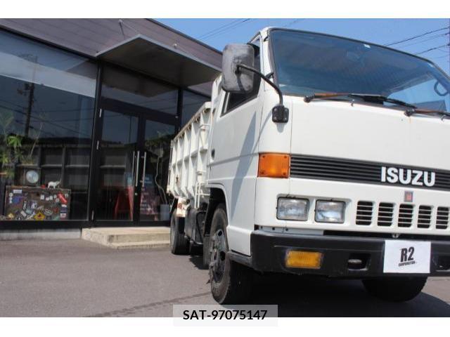 Isuzu ELF TRUCK 1985-07 324041-7