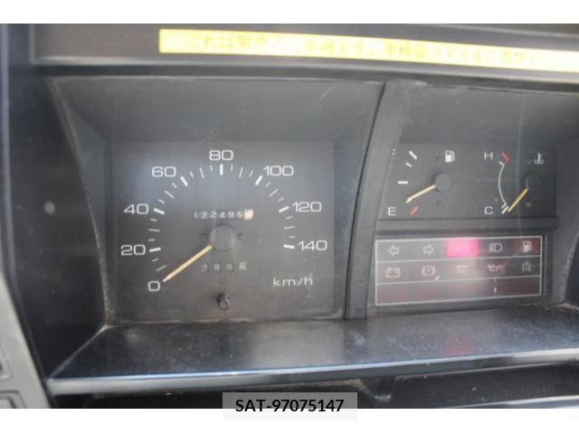 Isuzu ELF TRUCK 1985-07 324041-17