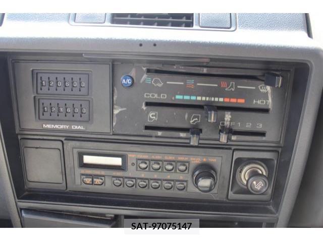 Isuzu ELF TRUCK 1985-07 324041-15