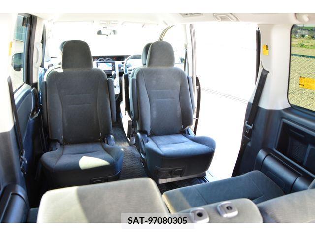 Toyota VOXY 2011-12 254493-15