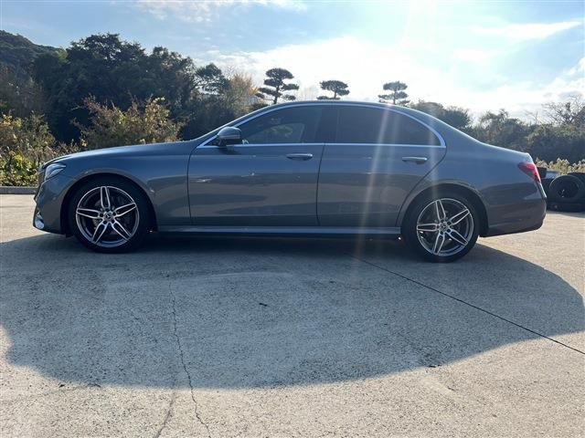 Mercedes Benz E-CLASS 2020-04 187532-8