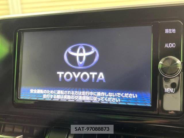 Toyota C-HR 2018-03 357845-2