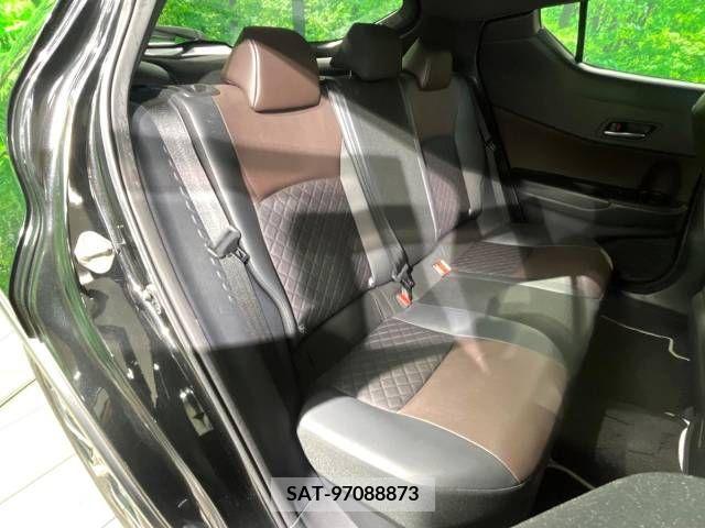 Toyota C-HR 2018-03 357845-9