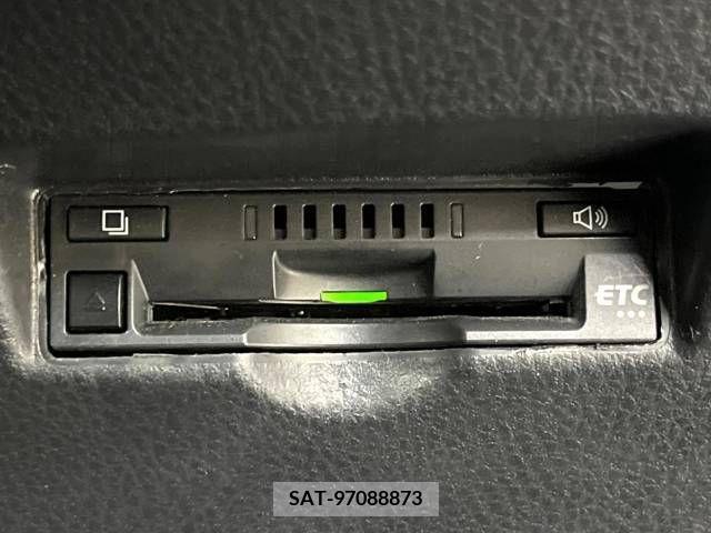 Toyota C-HR 2018-03 357845-7