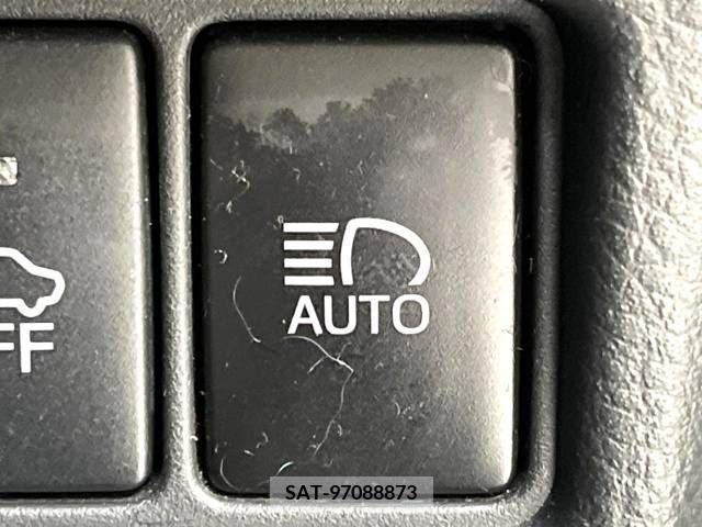 Toyota C-HR 2018-03 357845-5