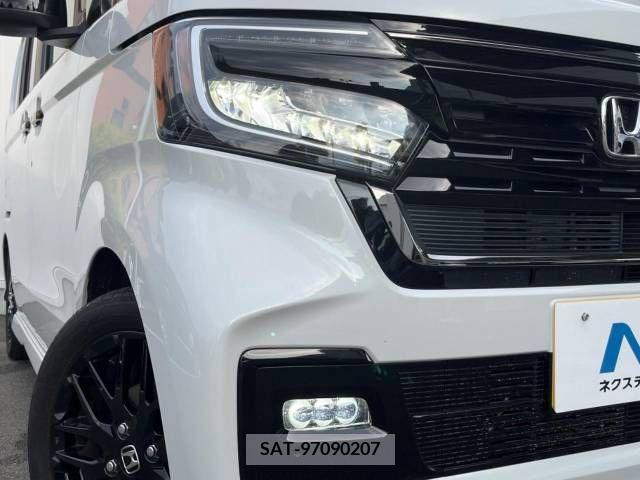 Honda N BOX CUSTOM 2022-12 307306-12