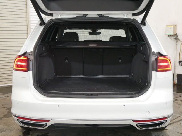 VolksWagen PASSAT VARIANT 2016-11 20349-23