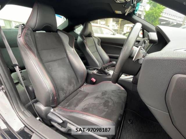 Toyota 86 2013-05 258566-5