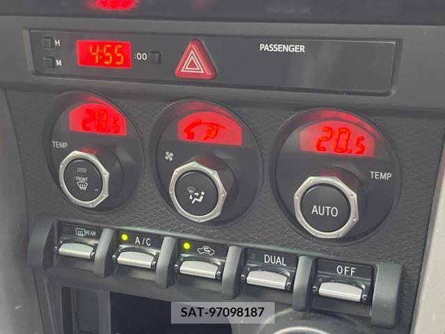 Toyota 86 2013-05 258566-11